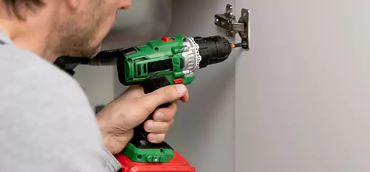 Commercial Door Hinge Repair Keswick